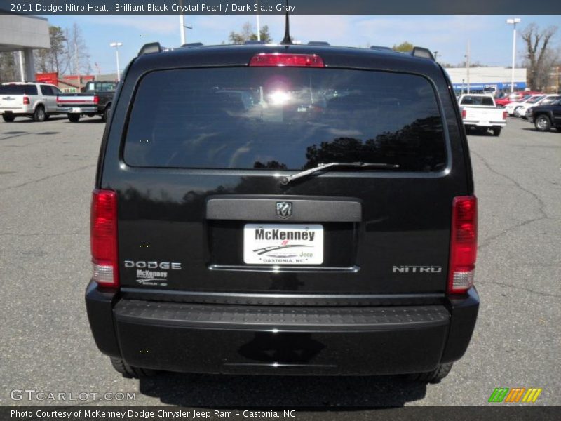 Brilliant Black Crystal Pearl / Dark Slate Gray 2011 Dodge Nitro Heat