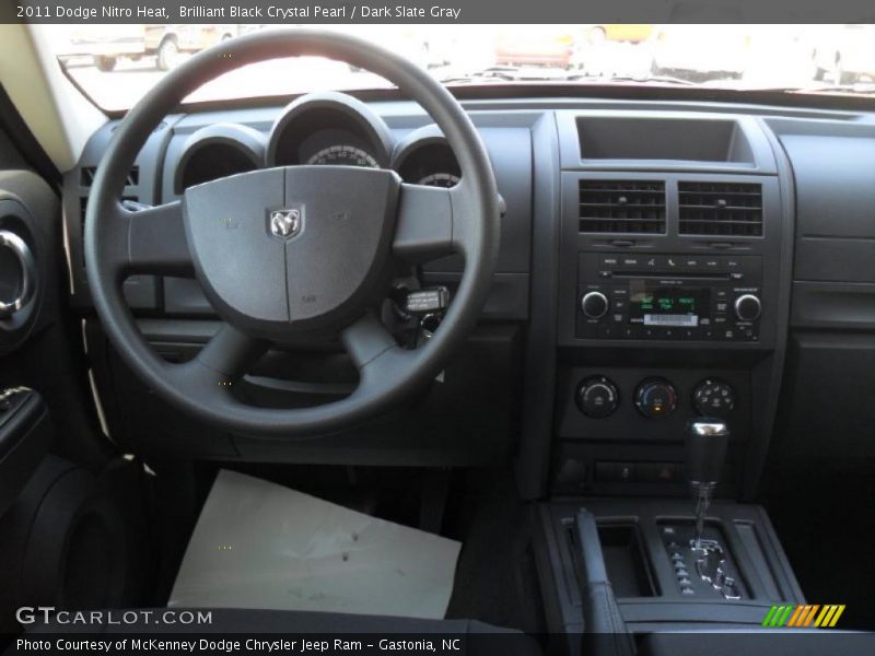 Brilliant Black Crystal Pearl / Dark Slate Gray 2011 Dodge Nitro Heat