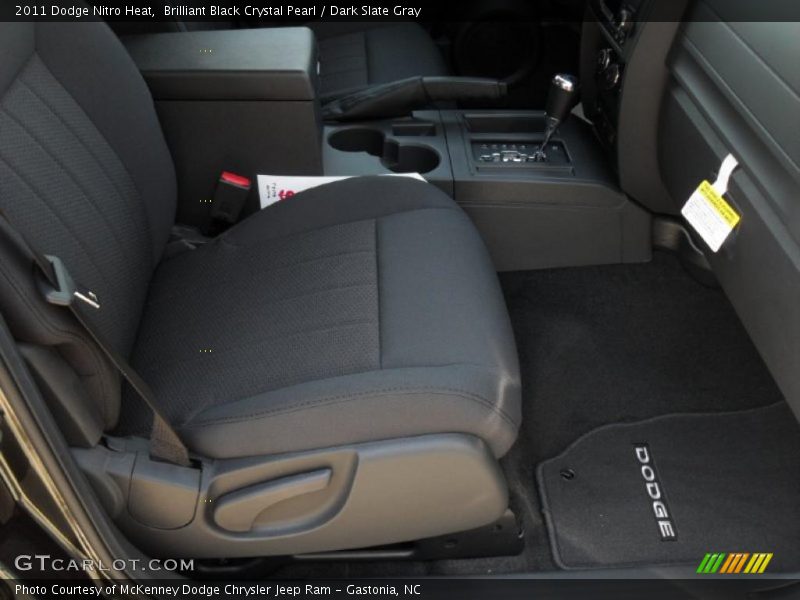 Brilliant Black Crystal Pearl / Dark Slate Gray 2011 Dodge Nitro Heat