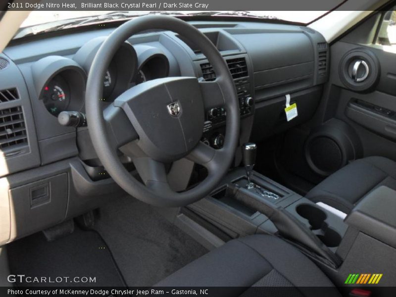 Brilliant Black Crystal Pearl / Dark Slate Gray 2011 Dodge Nitro Heat