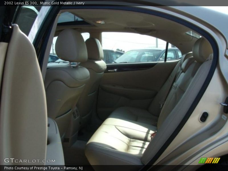 Mystic Gold Metallic / Ivory 2002 Lexus ES 300