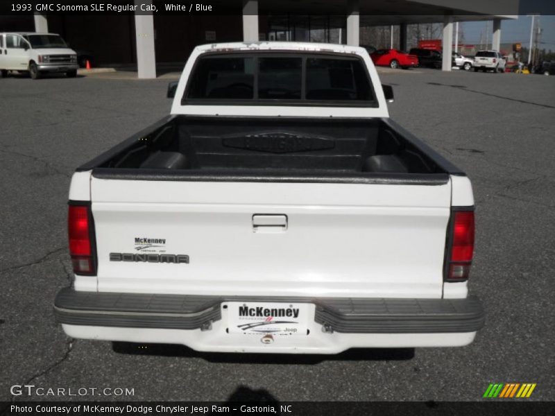 White / Blue 1993 GMC Sonoma SLE Regular Cab