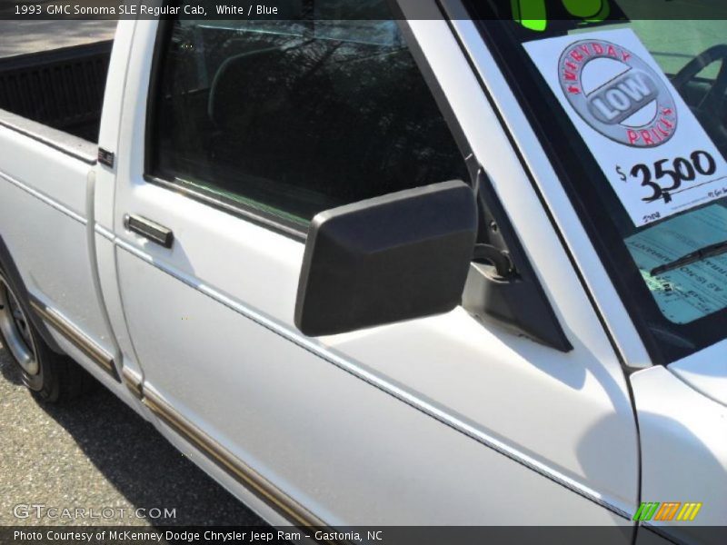 White / Blue 1993 GMC Sonoma SLE Regular Cab