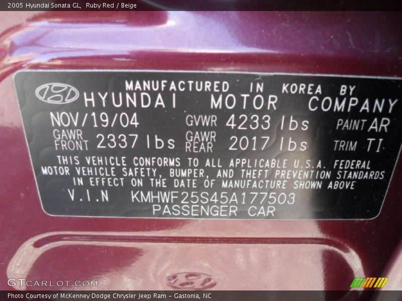 Ruby Red / Beige 2005 Hyundai Sonata GL