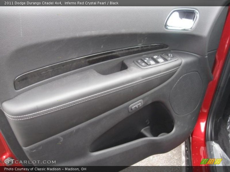Door Panel of 2011 Durango Citadel 4x4