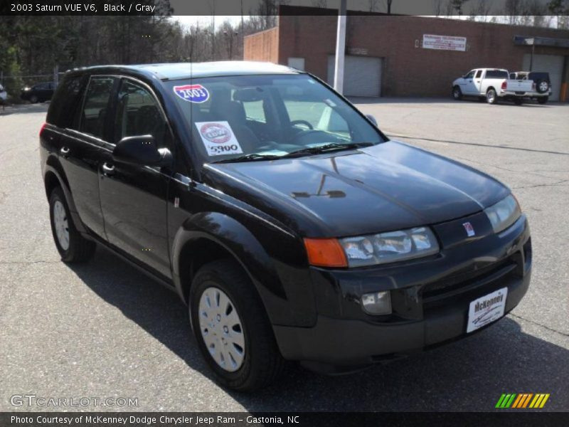 Black / Gray 2003 Saturn VUE V6