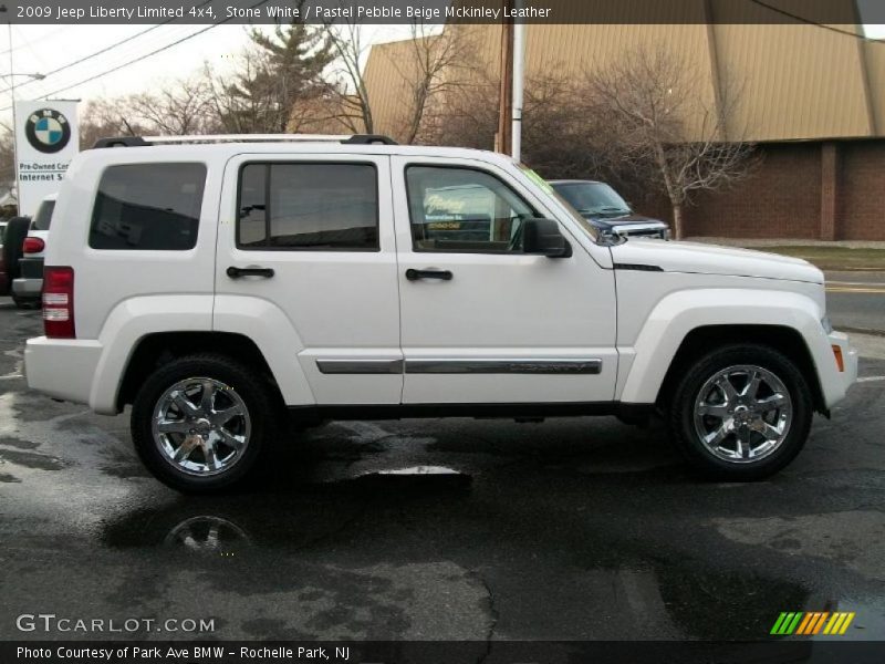  2009 Liberty Limited 4x4 Stone White
