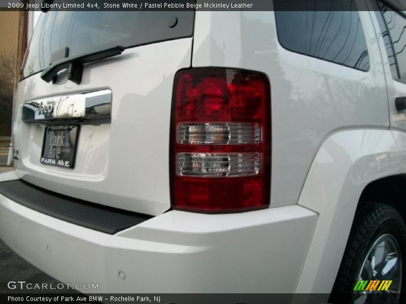Stone White / Pastel Pebble Beige Mckinley Leather 2009 Jeep Liberty Limited 4x4