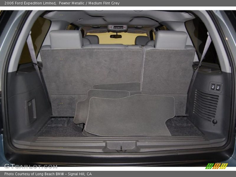 2006 Expedition Limited Trunk