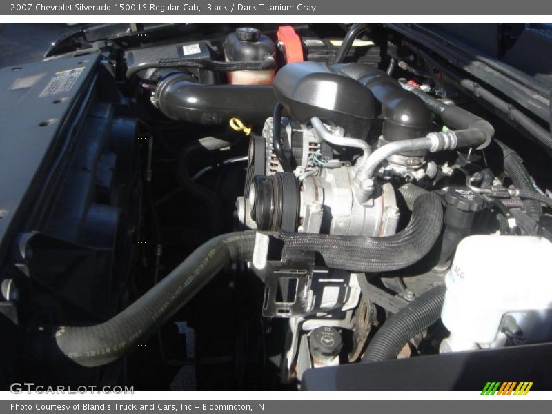 Black / Dark Titanium Gray 2007 Chevrolet Silverado 1500 LS Regular Cab