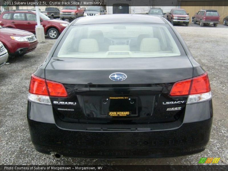 Crystal Black Silica / Warm Ivory 2011 Subaru Legacy 2.5i
