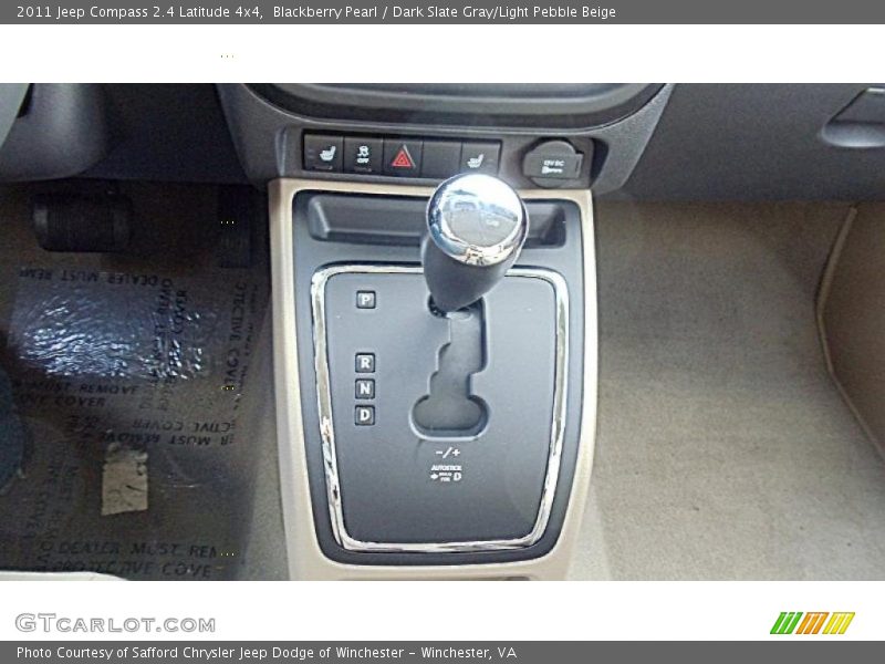  2011 Compass 2.4 Latitude 4x4 CVT Automatic Shifter