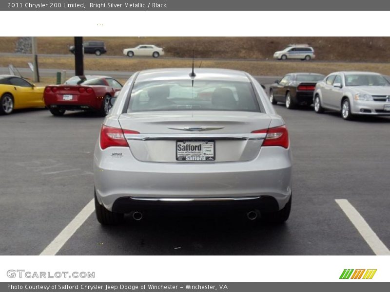 Bright Silver Metallic / Black 2011 Chrysler 200 Limited