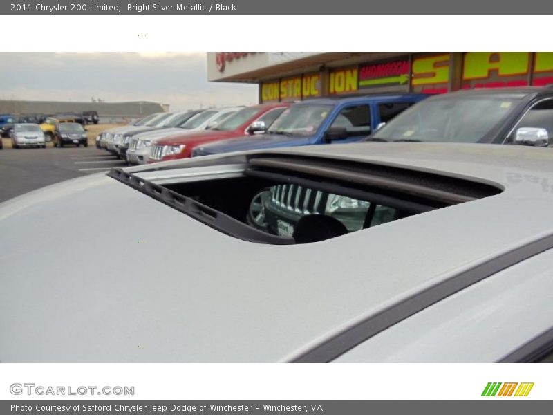 Bright Silver Metallic / Black 2011 Chrysler 200 Limited