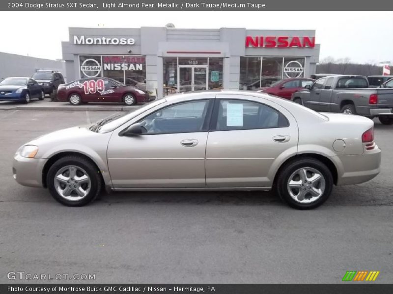 Light Almond Pearl Metallic / Dark Taupe/Medium Taupe 2004 Dodge Stratus SXT Sedan