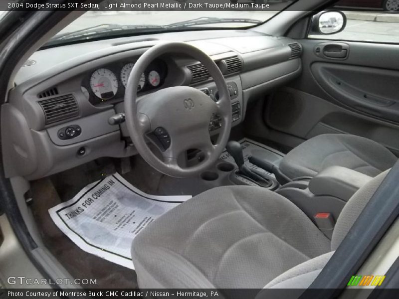 Light Almond Pearl Metallic / Dark Taupe/Medium Taupe 2004 Dodge Stratus SXT Sedan