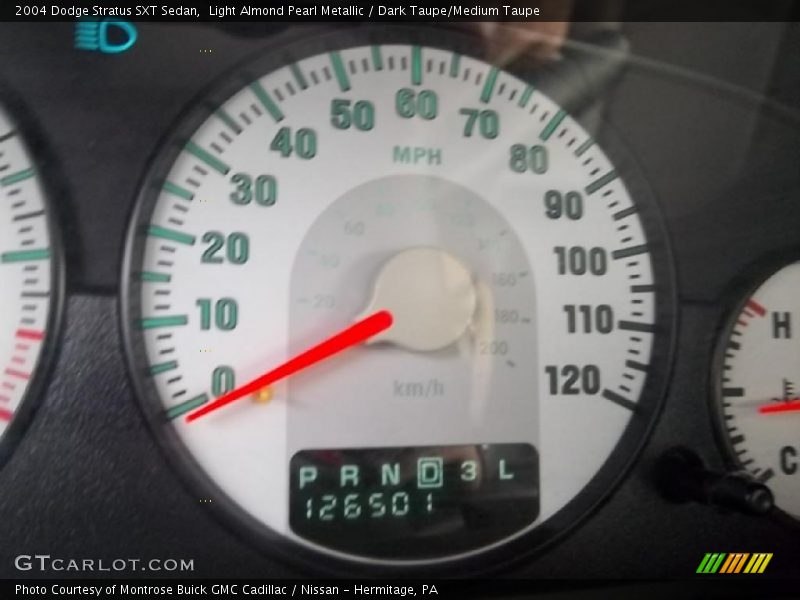 Light Almond Pearl Metallic / Dark Taupe/Medium Taupe 2004 Dodge Stratus SXT Sedan