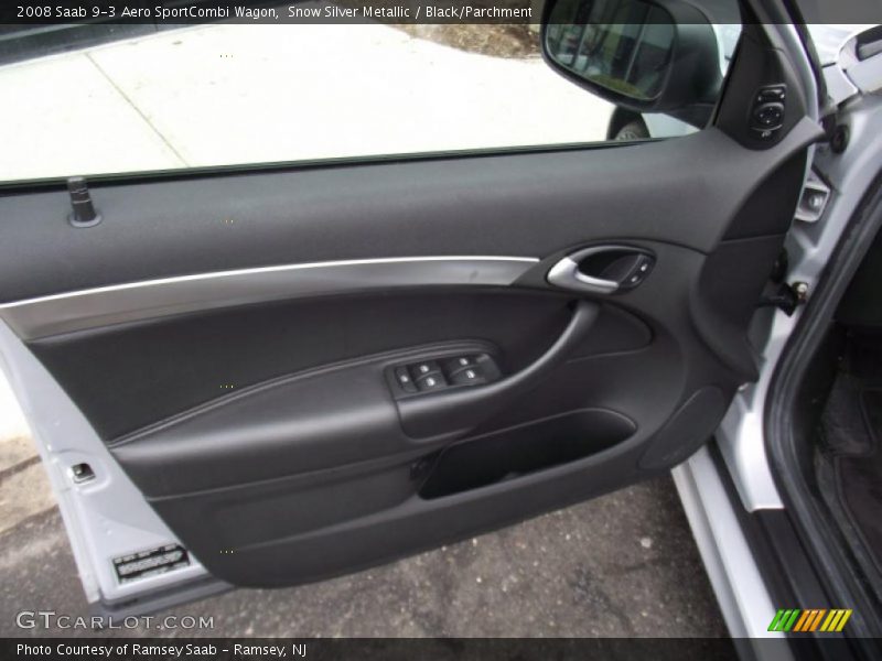 Door Panel of 2008 9-3 Aero SportCombi Wagon