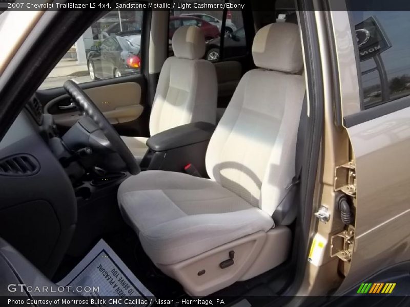 Sandstone Metallic / Light Cashmere/Ebony 2007 Chevrolet TrailBlazer LS 4x4