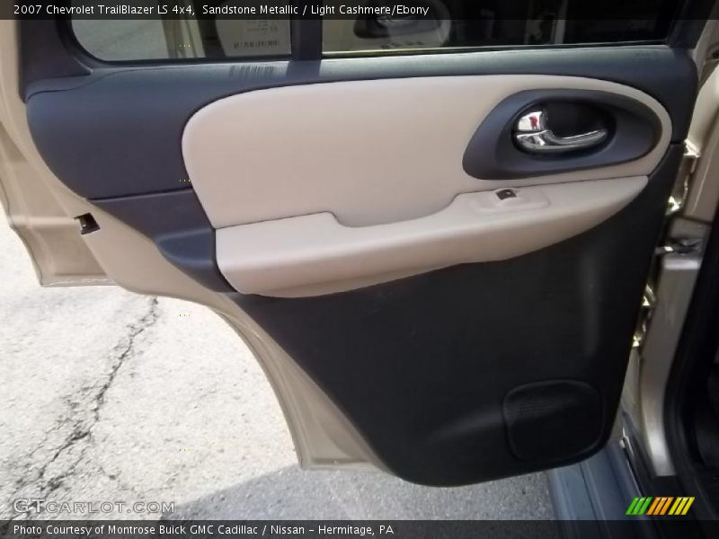 Sandstone Metallic / Light Cashmere/Ebony 2007 Chevrolet TrailBlazer LS 4x4