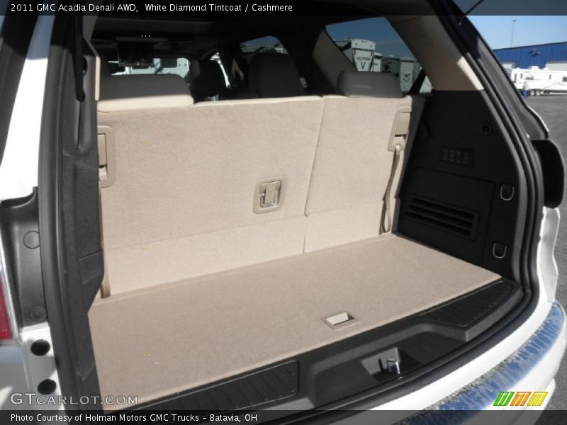  2011 Acadia Denali AWD Trunk