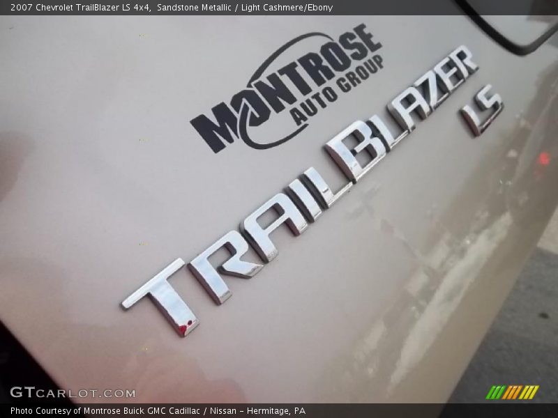 Sandstone Metallic / Light Cashmere/Ebony 2007 Chevrolet TrailBlazer LS 4x4