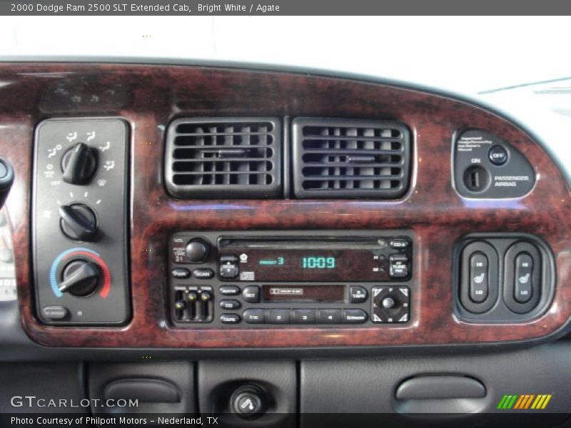 Controls of 2000 Ram 2500 SLT Extended Cab
