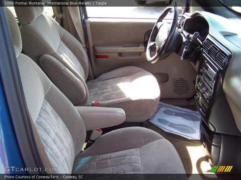  2000 Montana  Taupe Interior