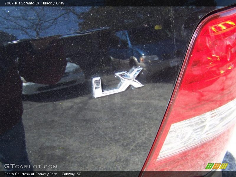 Black / Gray 2007 Kia Sorento LX