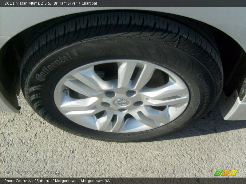 Brilliant Silver / Charcoal 2011 Nissan Altima 2.5 S