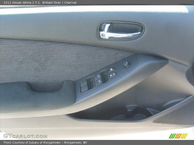 Brilliant Silver / Charcoal 2011 Nissan Altima 2.5 S