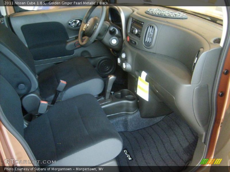 Golden Ginger Pearl Metallic / Black 2011 Nissan Cube 1.8 S