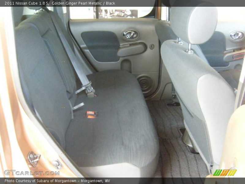  2011 Cube 1.8 S Black Interior