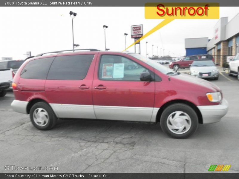 Sunfire Red Pearl / Gray 2000 Toyota Sienna XLE