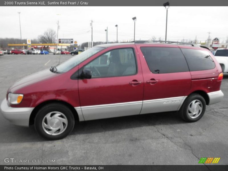 Sunfire Red Pearl / Gray 2000 Toyota Sienna XLE