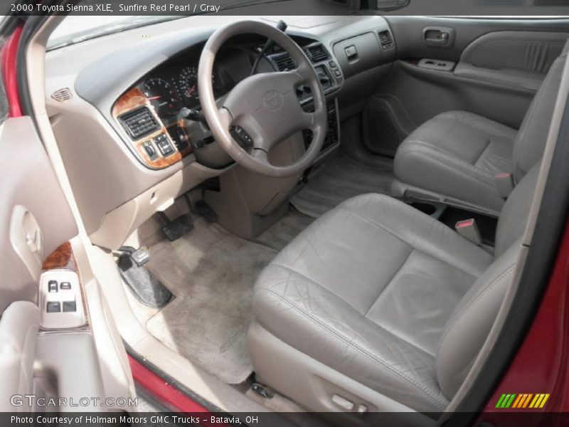 Sunfire Red Pearl / Gray 2000 Toyota Sienna XLE