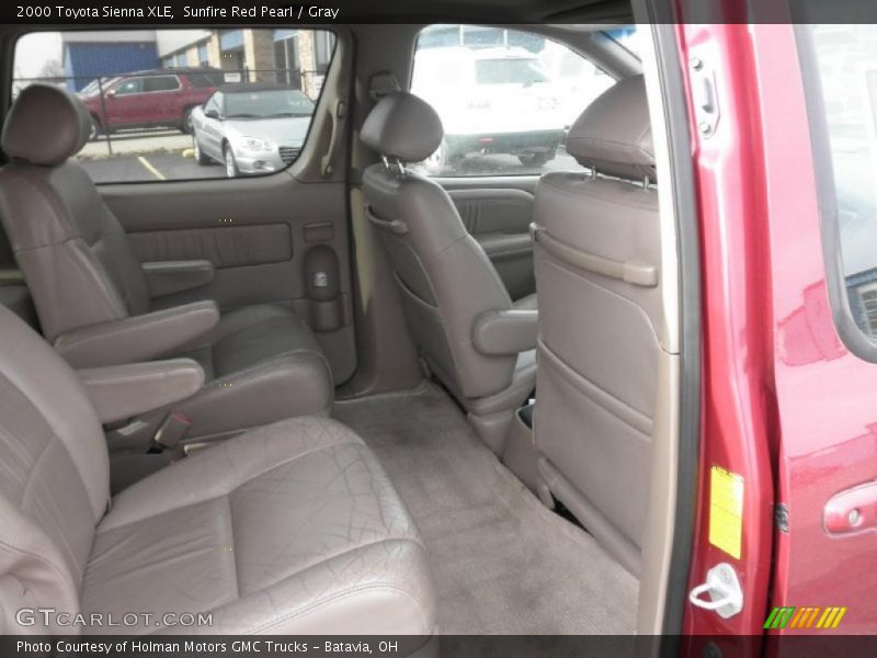 Sunfire Red Pearl / Gray 2000 Toyota Sienna XLE