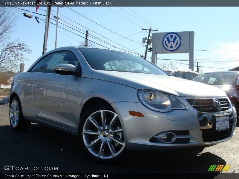 Reflex Silver Metallic / Titan Black 2011 Volkswagen Eos Lux