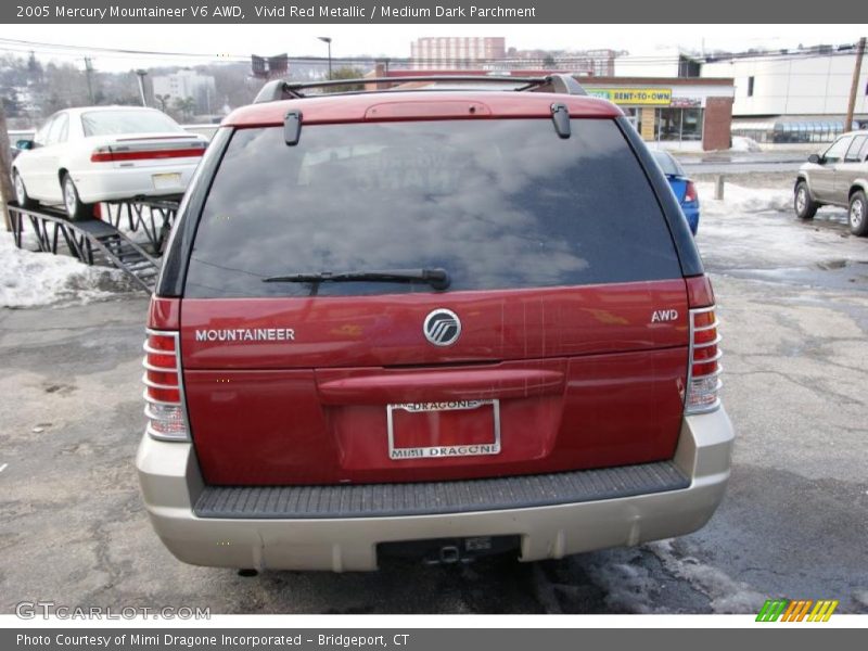 Vivid Red Metallic / Medium Dark Parchment 2005 Mercury Mountaineer V6 AWD