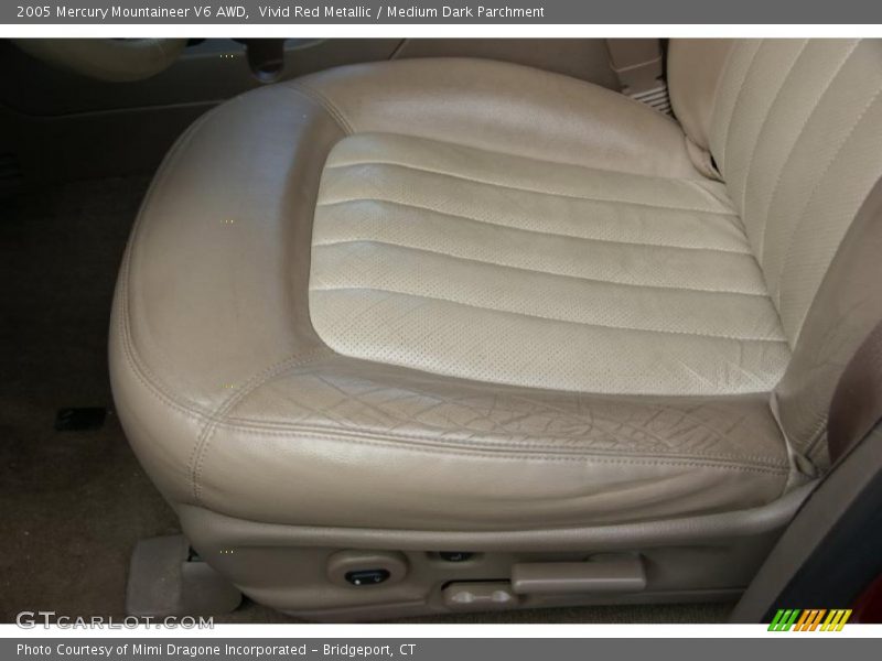 Vivid Red Metallic / Medium Dark Parchment 2005 Mercury Mountaineer V6 AWD