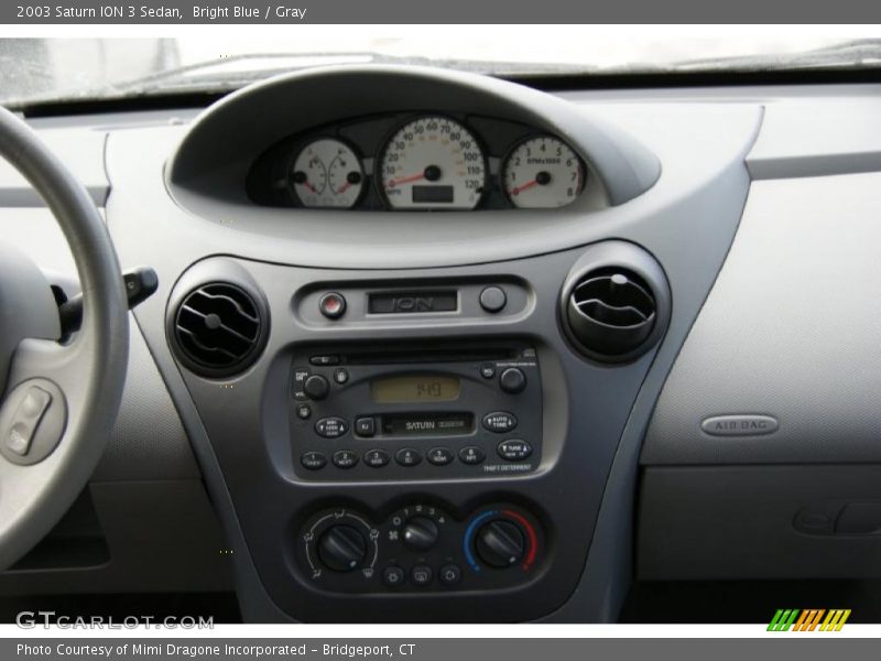 Controls of 2003 ION 3 Sedan