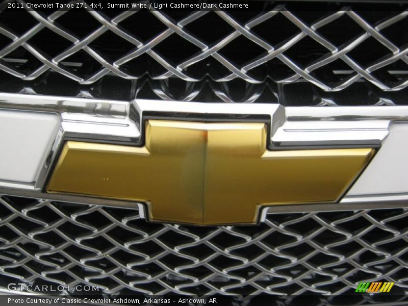 Summit White / Light Cashmere/Dark Cashmere 2011 Chevrolet Tahoe Z71 4x4