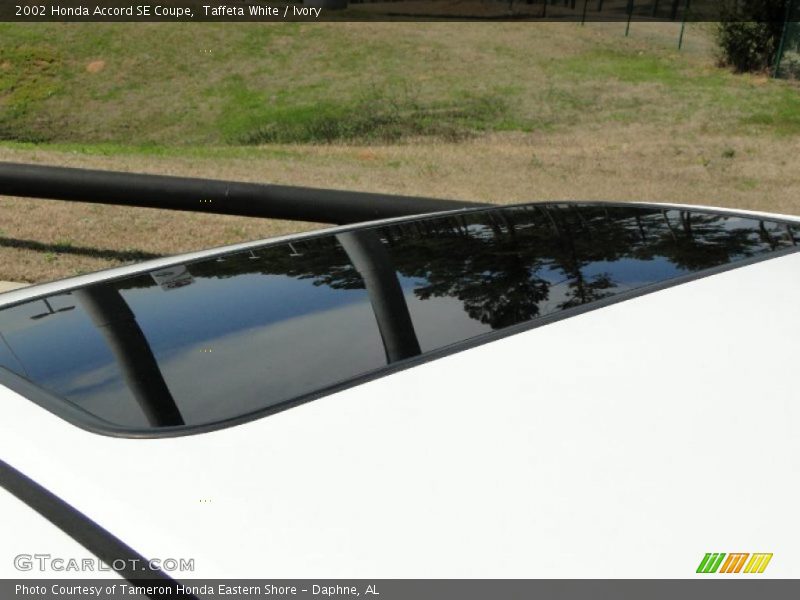 Taffeta White / Ivory 2002 Honda Accord SE Coupe