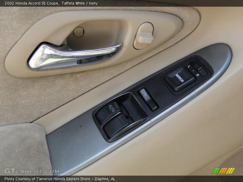 Controls of 2002 Accord SE Coupe