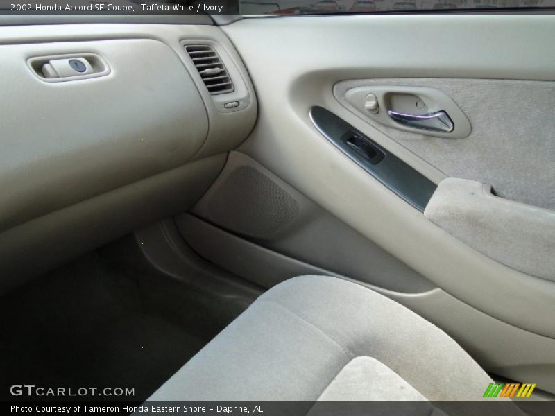 Taffeta White / Ivory 2002 Honda Accord SE Coupe