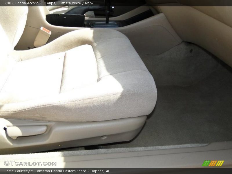 Taffeta White / Ivory 2002 Honda Accord SE Coupe