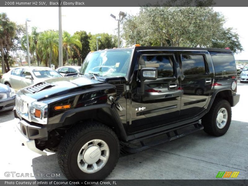Front 3/4 View of 2008 H2 SUV