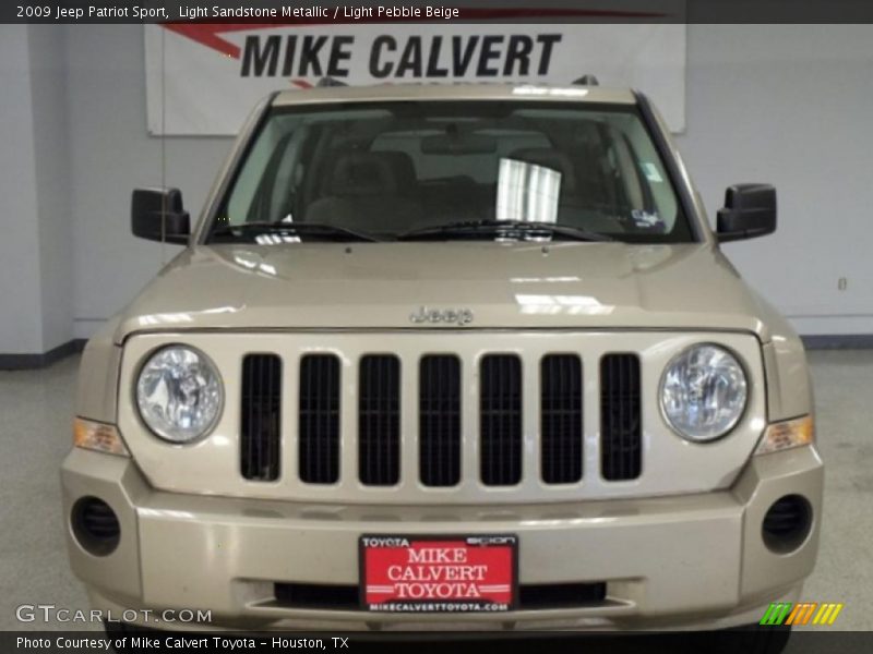Light Sandstone Metallic / Light Pebble Beige 2009 Jeep Patriot Sport