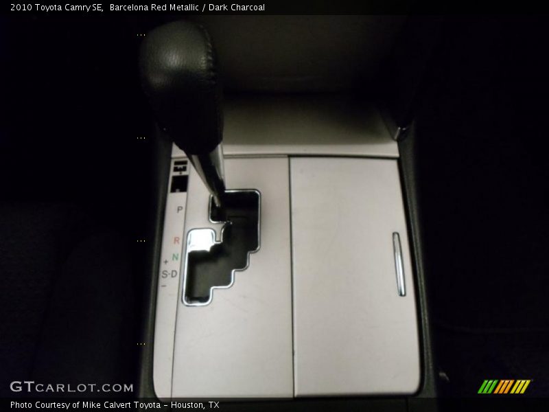Barcelona Red Metallic / Dark Charcoal 2010 Toyota Camry SE