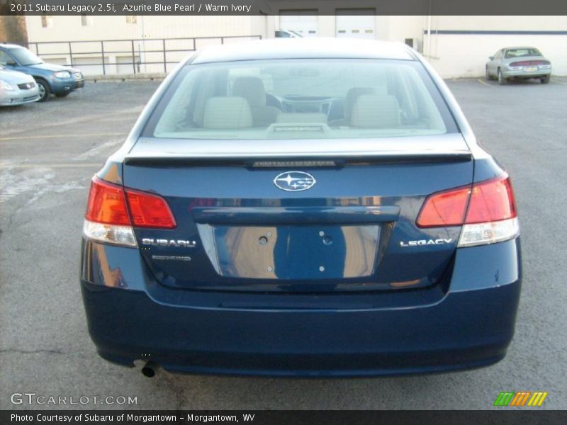 Azurite Blue Pearl / Warm Ivory 2011 Subaru Legacy 2.5i